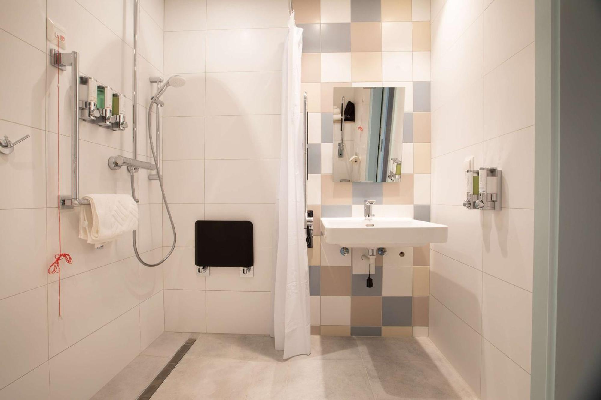 Hampton By Hilton Bialystok Hotel ภายนอก รูปภาพ
