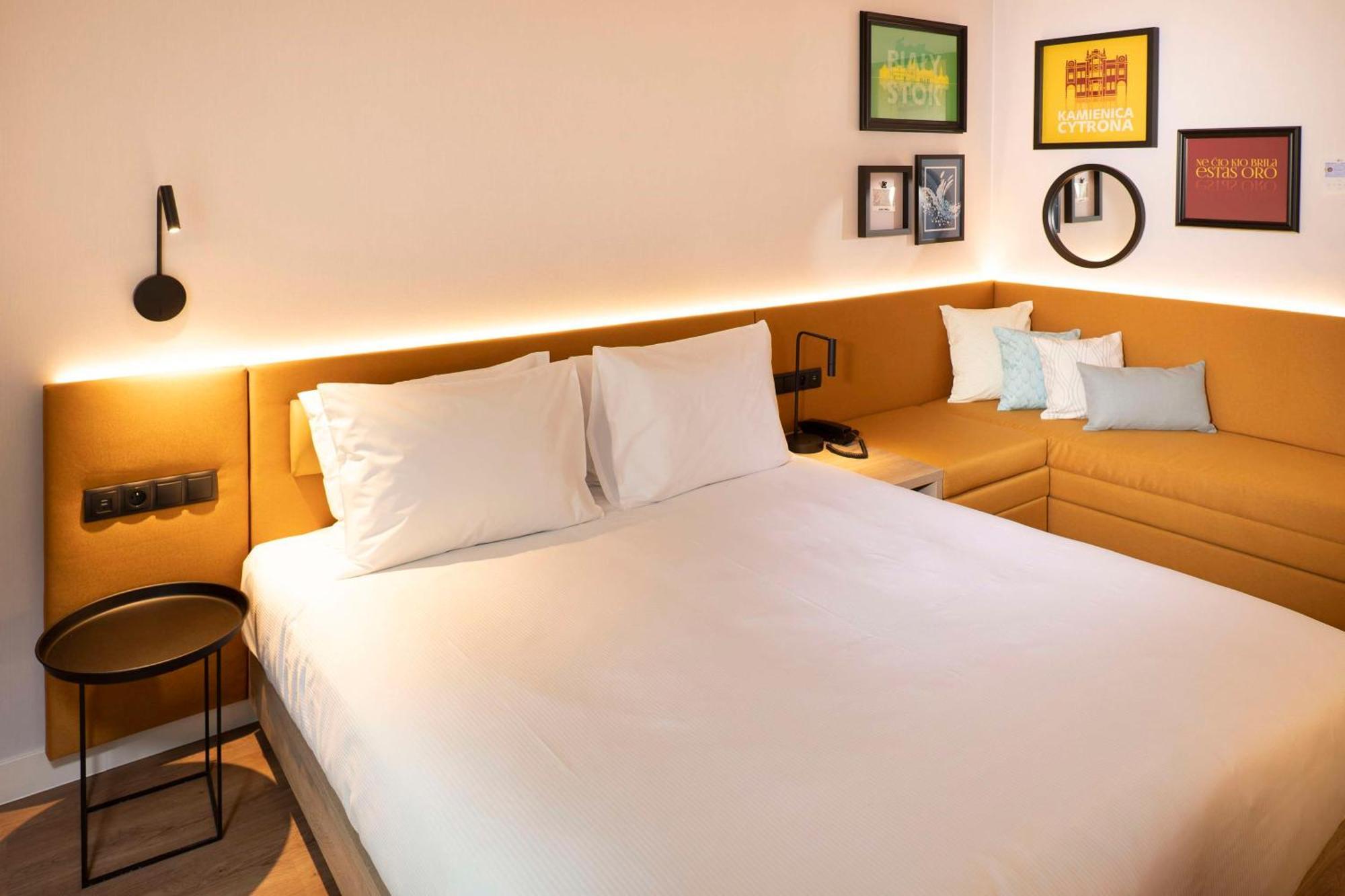 Hampton By Hilton Bialystok Hotel ภายนอก รูปภาพ