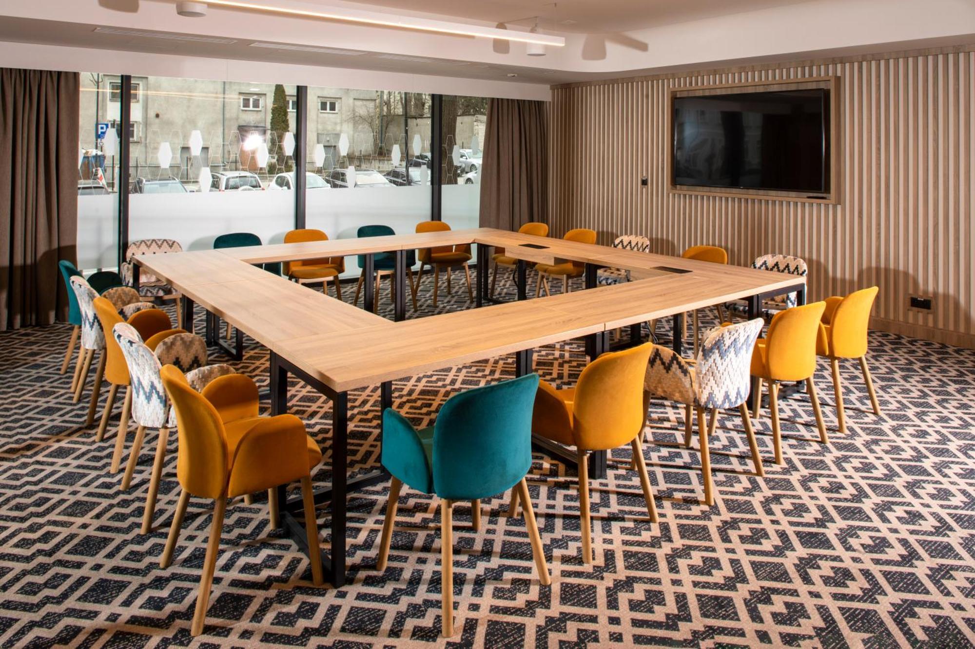 Hampton By Hilton Bialystok Hotel ภายนอก รูปภาพ